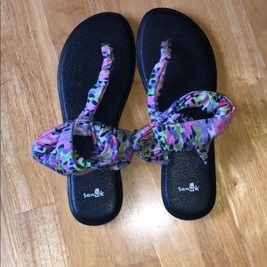 Sanuk sandals